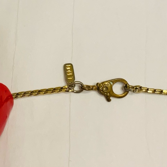 Vintage Monet Herringbone Chain Necklace 4mm 18" Long, Yellow Gold Plated 1980’s - Picture 7 of 16